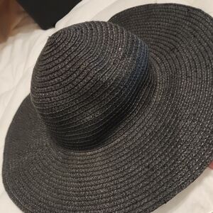 Wide Brim Black Straw Sun Hat - Women's Beach Hat
